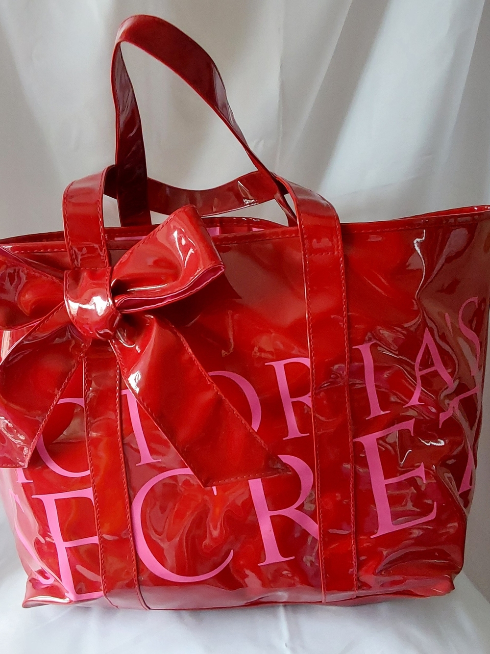 VICTORIA'S SECRET ❤️ Glossy Red Patent Tote with Pink Logo and Bow